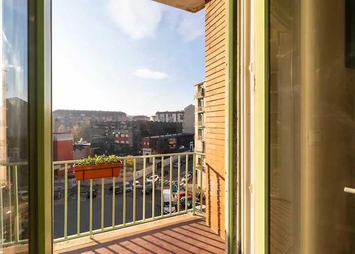 Guesthost - Borgo San Paolo Lovely Flat X4 아파트 토리노