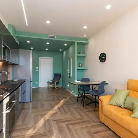 Guesthost - Borgo San Paolo Lovely Flat X4 Appartement