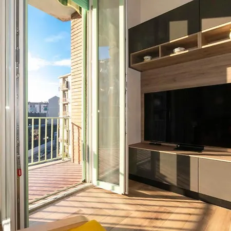Daire Borgo San Paolo Lovely Flat X4