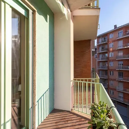 Guesthost - Borgo San Paolo Lovely Flat X4 Appartement