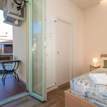 Guesthost - Borgo San Paolo Lovely Flat X4 Appartement